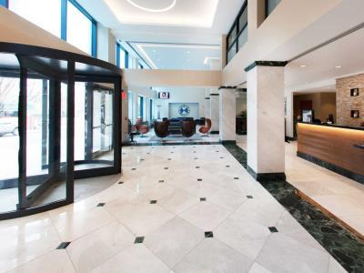Comfort Inn & Suites - Kew Gardens Near La Guardia Airport Ню Йорк Екстериор снимка