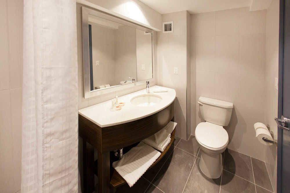 Comfort Inn & Suites - Kew Gardens Near La Guardia Airport Ню Йорк Екстериор снимка