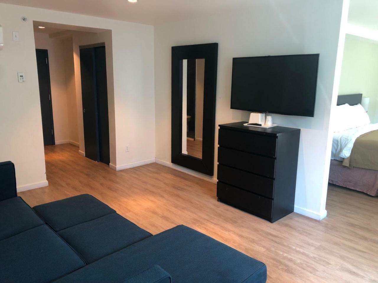 Comfort Inn & Suites - Kew Gardens Near La Guardia Airport Ню Йорк Екстериор снимка