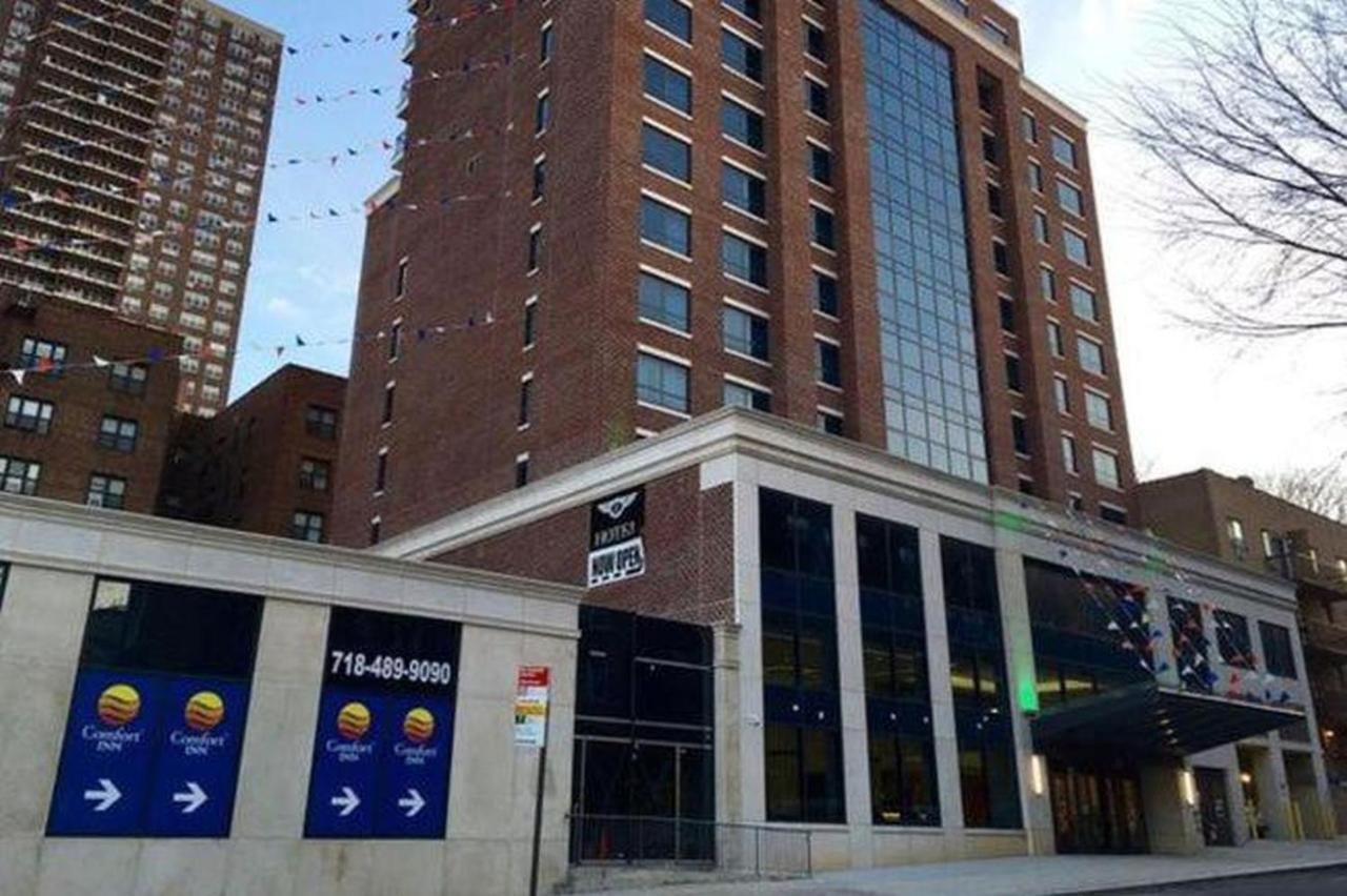 Comfort Inn & Suites - Kew Gardens Near La Guardia Airport Ню Йорк Екстериор снимка